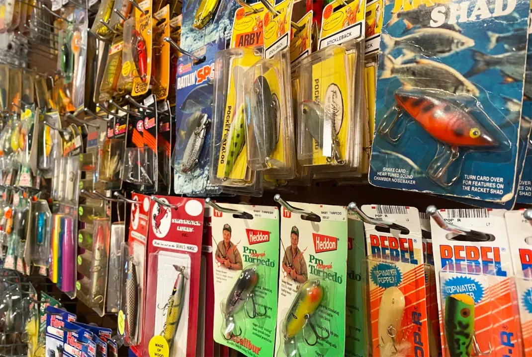 Quick Strike Podcast: 3 Old-School Bass Lures the “Cool Kids” Hate (and Why You Should Be Fishing Them Now)