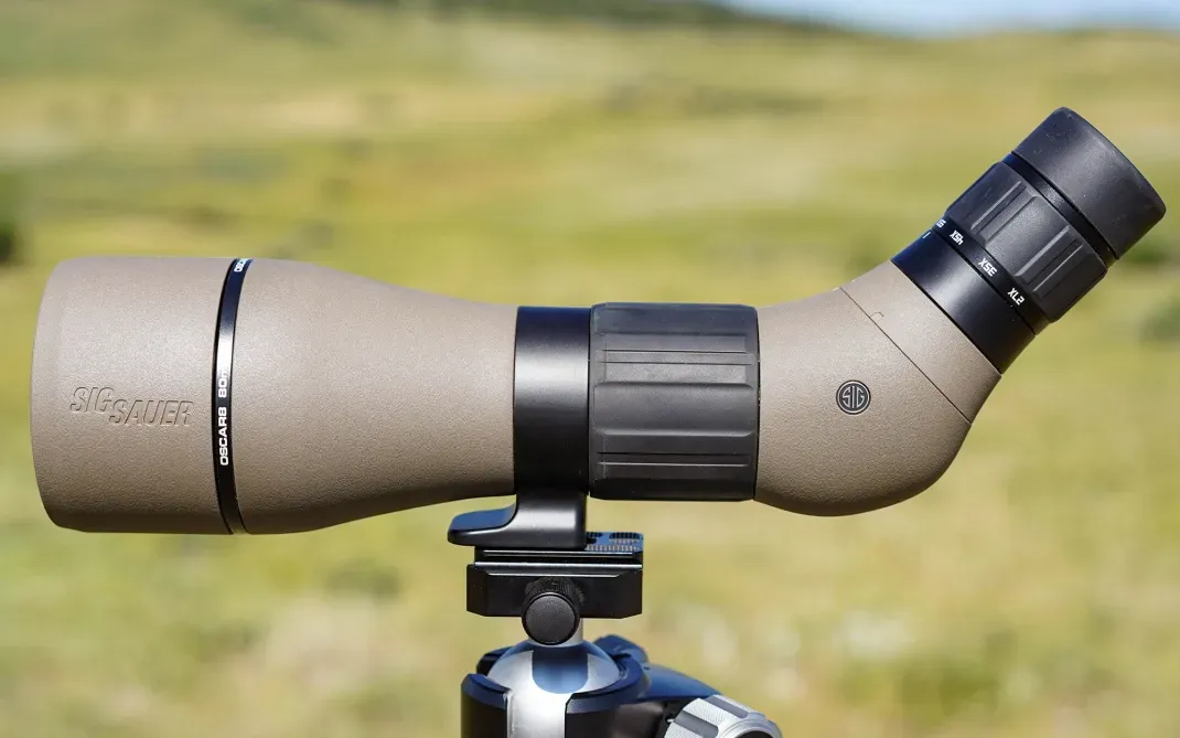 Save $500 on a Sig Sauer Oscar8 Spotting Scope